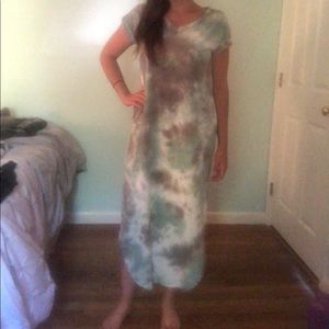 Comfy tie dye pocket dress